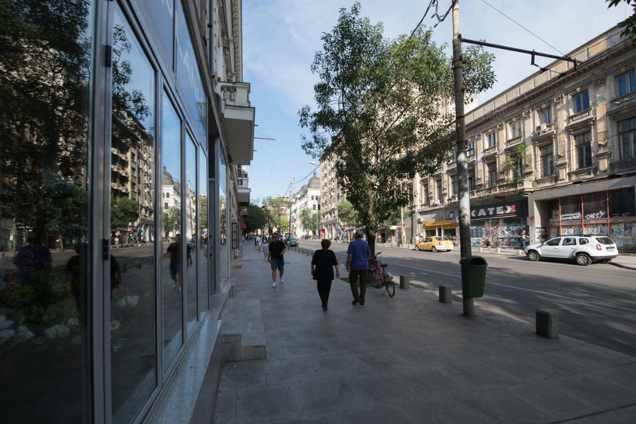 Queen Holiday Apartment Bucharest Exterior photo
